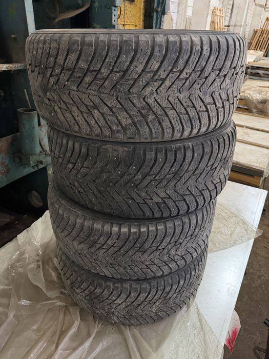Nokian Hakkapelitta 8 SUV 285/50 R20