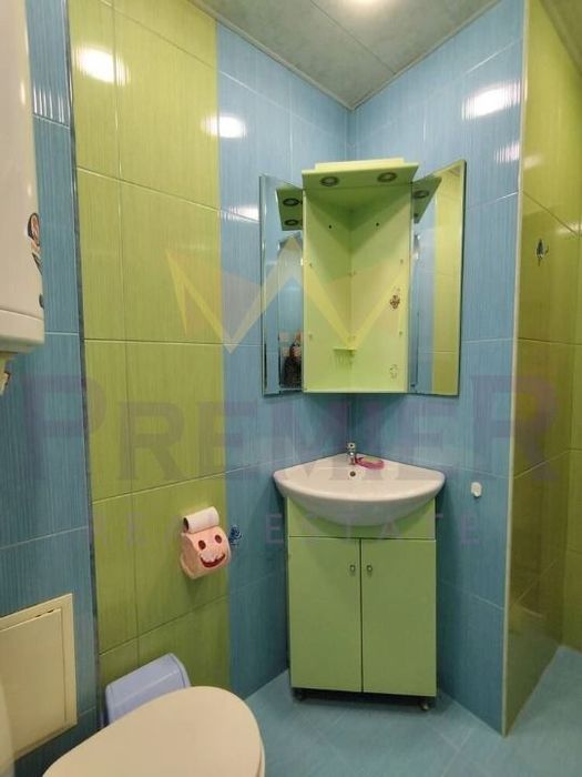 Дава се под наем Тристаен апартамент в Варна, Лятно кино Тракия - 78 кв.м за 612 € - Снимка #10