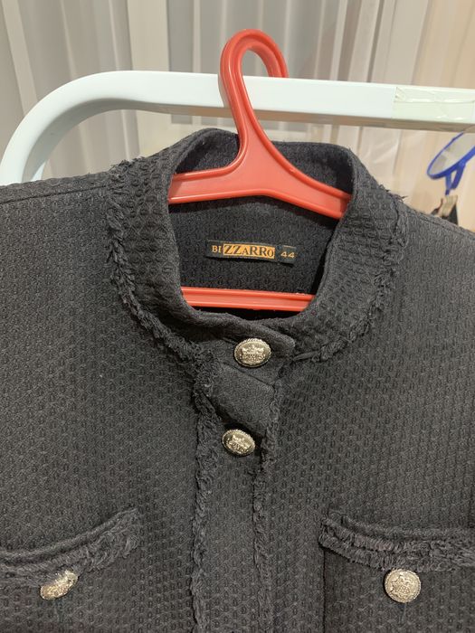 Пальто черного цвета