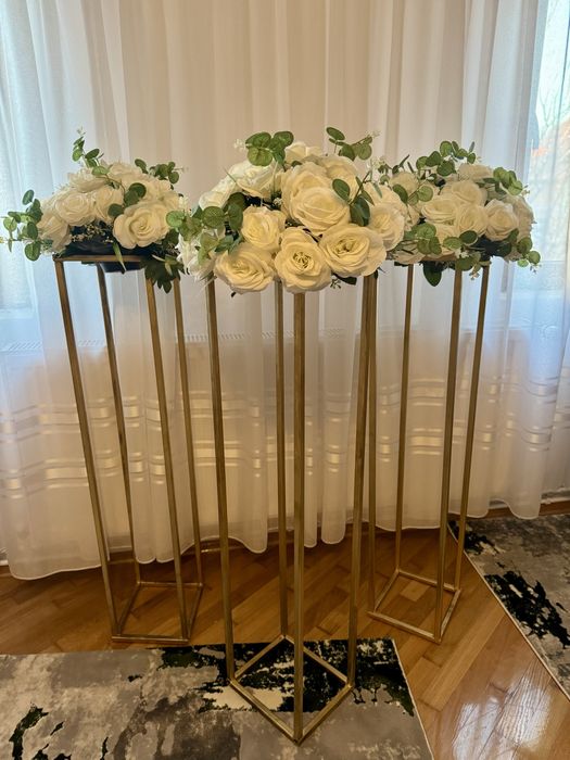 Set decor nunta - stalpisori nunta si manechin mireasa