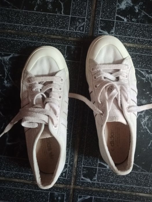 Teniși adidas Nr 38