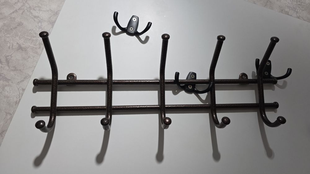 Напольная вешалка металлическая