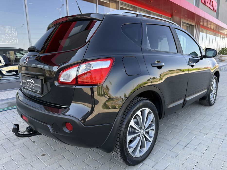 Nissan Qashqai 2.0i 140к.с AVTOMAT / FULL / NAVI / CAMERA