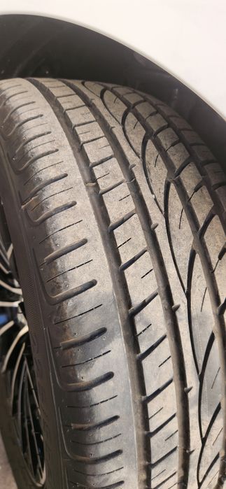 JAC J7  srochniy sotiladi