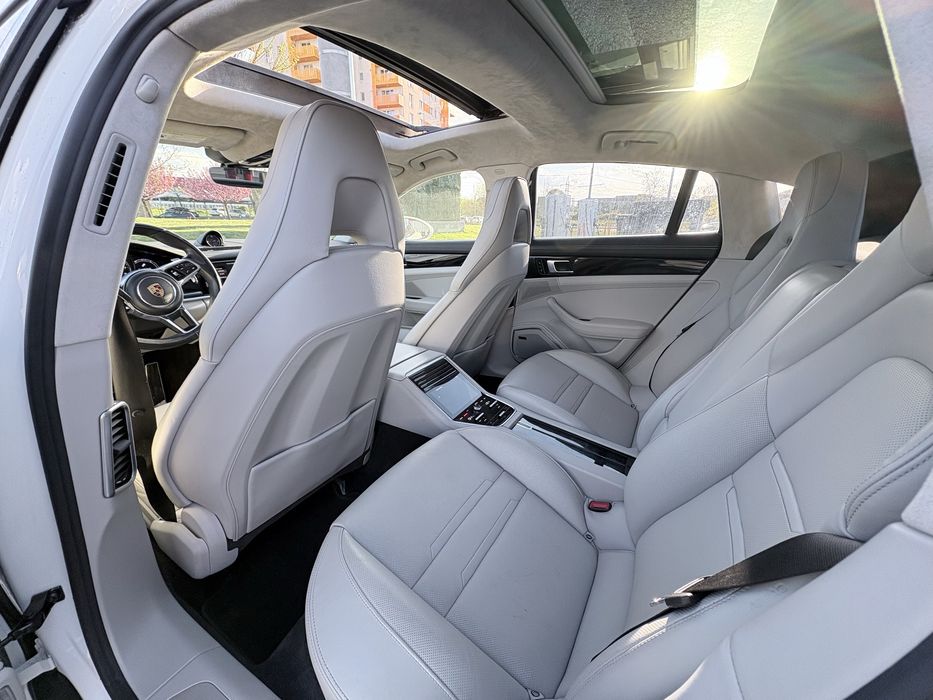 Porsche Panamera 4S | 441 CP | Matrix LED | BOSE | Soft Close