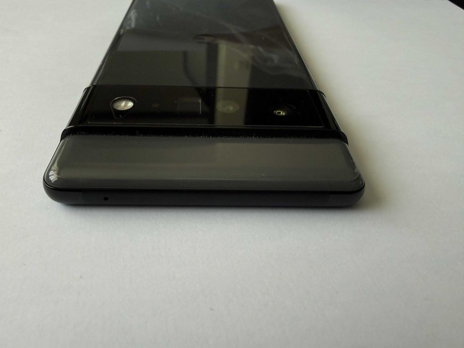 Google Pixel 6 Pro 5G 128GB 12GB RAM Black+аксесоари