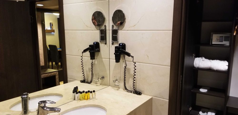 Продава се Двустаен апартамент в Велинград - 73 кв.м за 1781 €/кв.м - Снимка #4