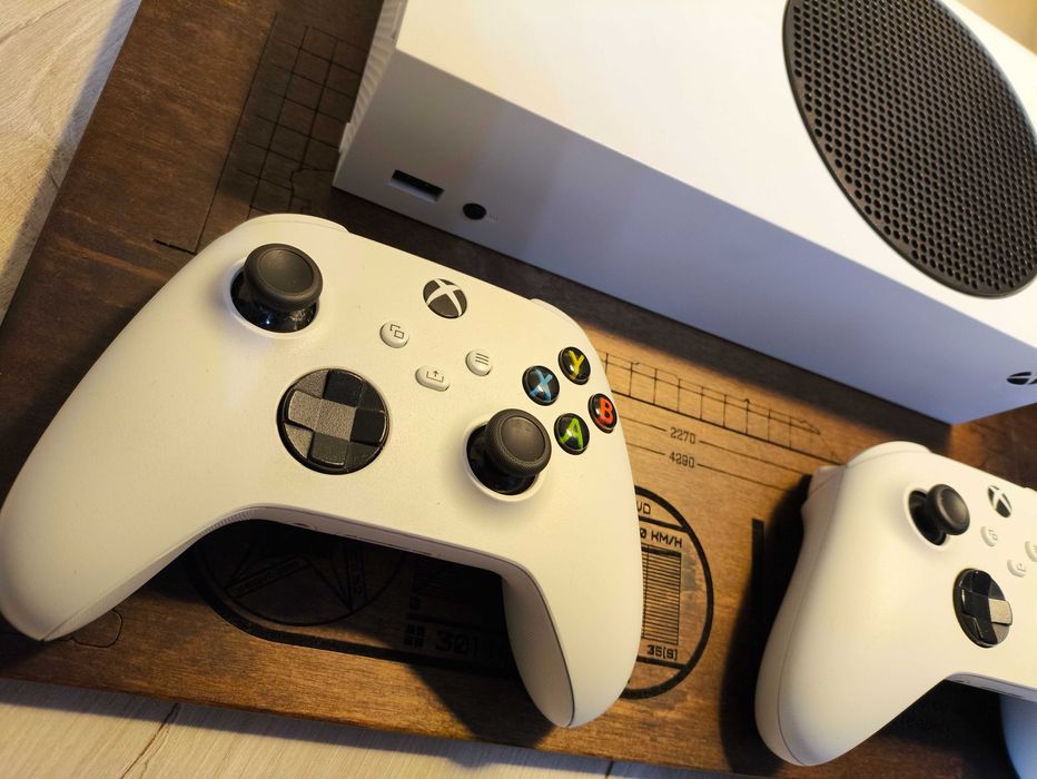 продам X BOX one S