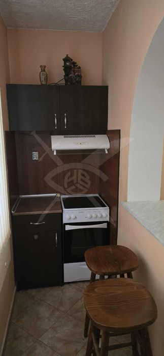 Продава се Тристаен апартамент в Пловдив, Изгрев - 70 кв.м за 496 €/кв.м - Снимка #1