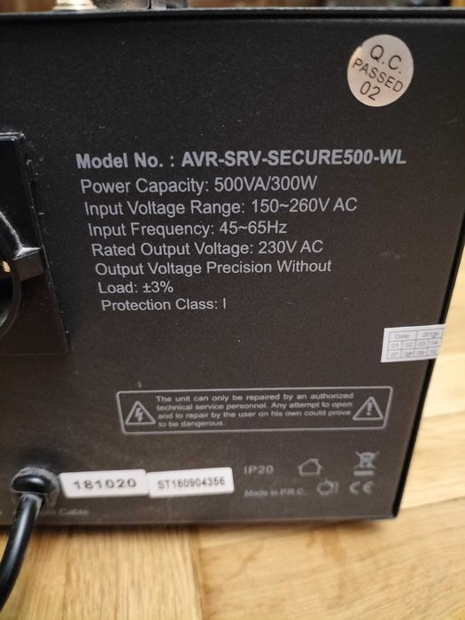 Stabilizator de tensiune cu servomotor Well Secure 500VA / 300W