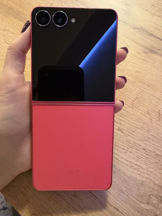Samsung Galaxy Z Flip 7