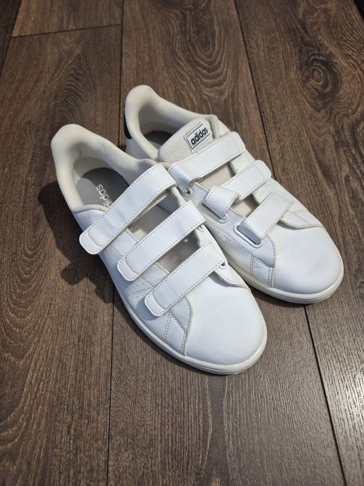 Adidas mărime 42