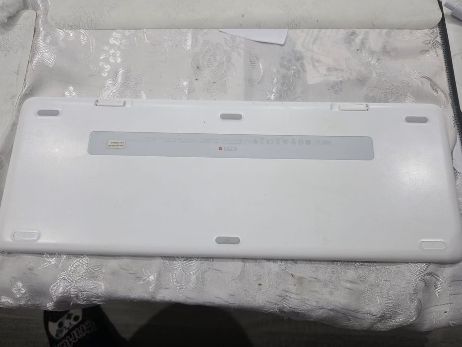 Tastatura Logitech K750 Solară