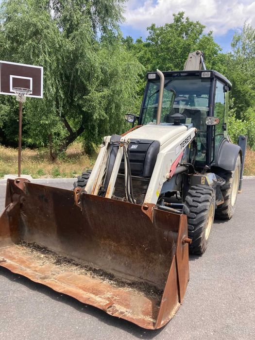 Buldoexcavator Terex 820