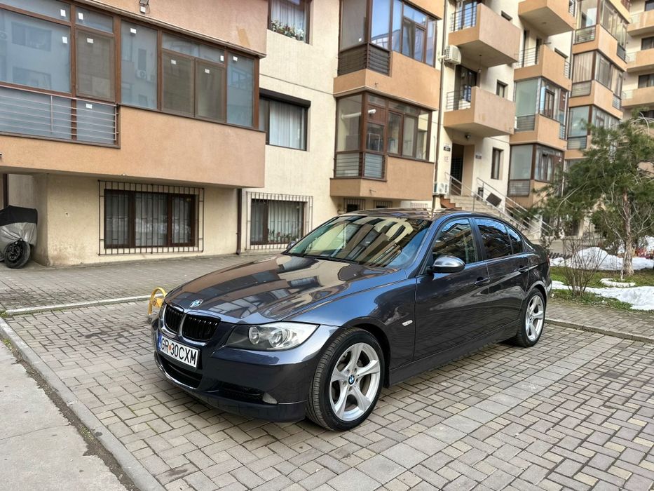 Vând bmw seria 3 e90 motor  2.0 diesel  proprietar