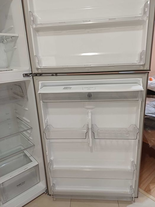 Хладилник с фризер LG  XXL 592 литра