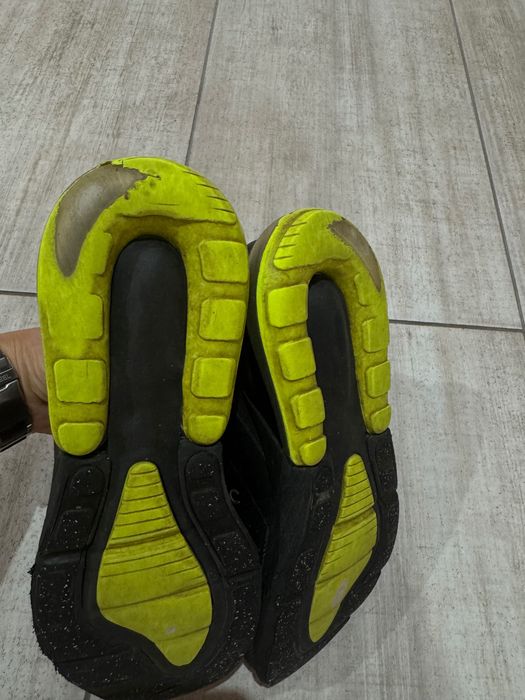 Маратонки Nike air max 270