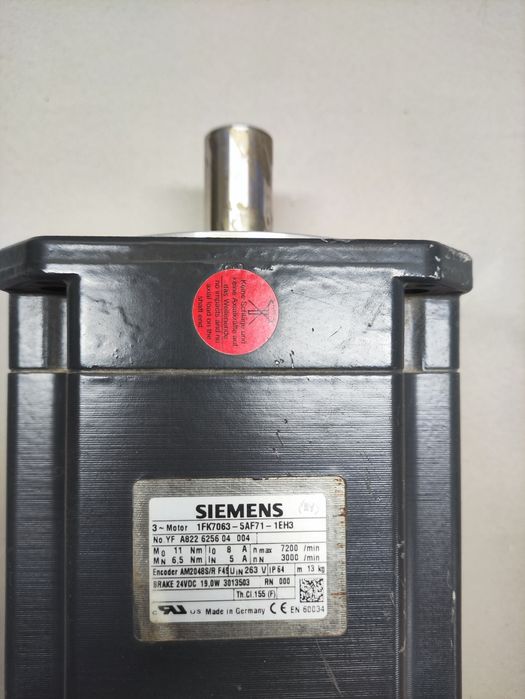 Серводвигатель SIEMENS 1FK7063-5AF71-1EH3