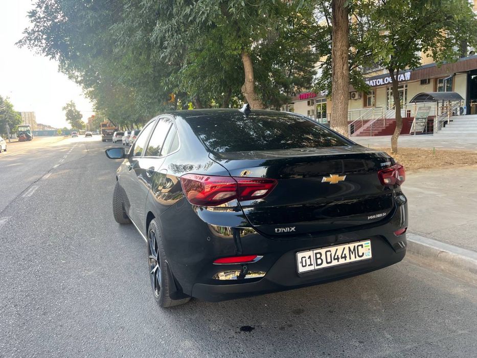 Chevrolet Onix premier turbo