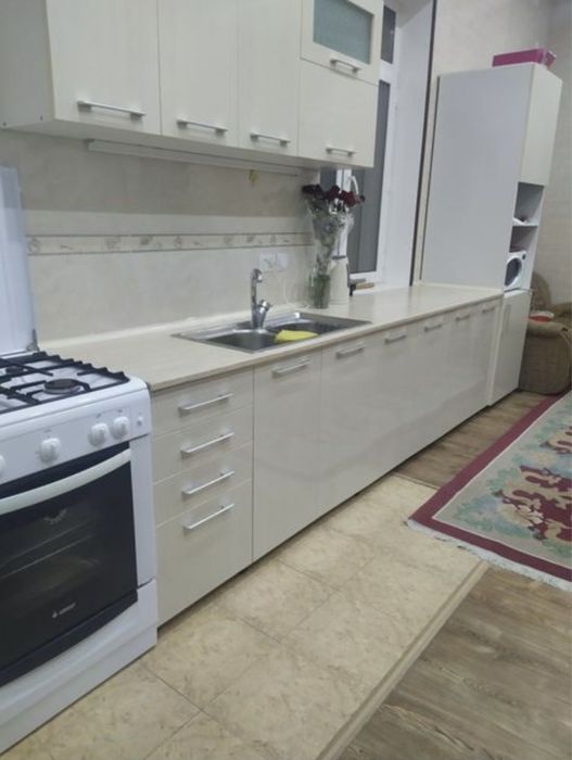 Кухонные гарнитуры из акрила