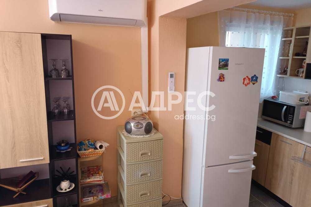 Продава се Къща в с. Киченица, Област Разград - 126 кв.м за 688 €/кв.м - Снимка #3
