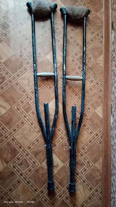 Продам костыли недорого