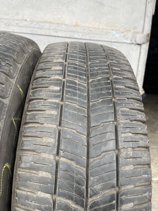 2 бр. летни гуми за бус  215/65/16C Uniroyal 7+ mm DOT 0920