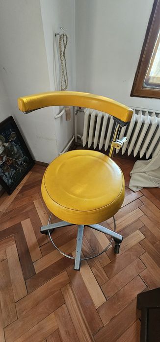Scaun / Taburet Medical Vintage IIM (1985) – Design Industrial Retro