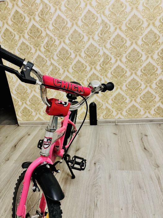 Продавам детско колело