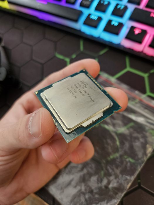 Intel Core I3 4170+Cooler Stock