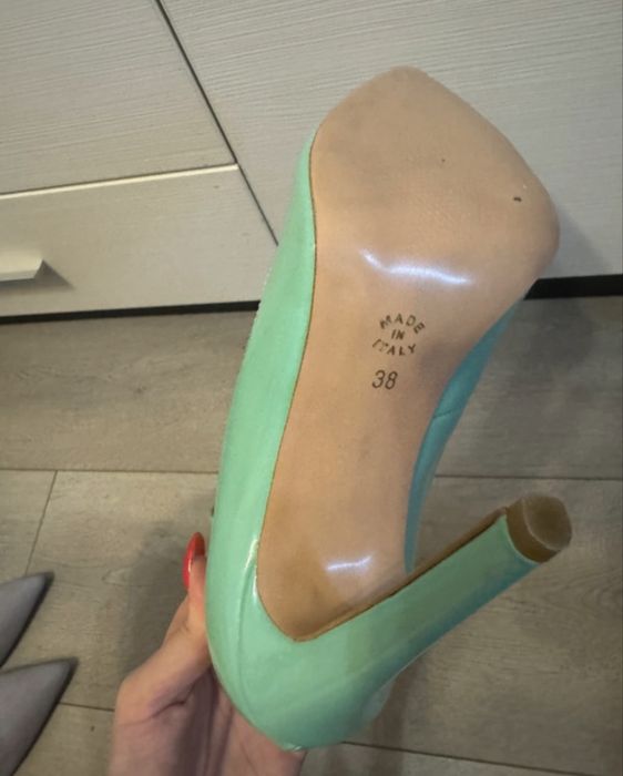 Pantofi de piele lacuita Identita turcoaz