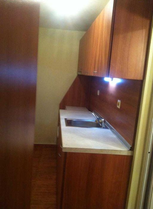 Дава се под наем Едностаен апартамент в Варна, Базар Левски - 20 кв.м за 255 € - Снимка #3