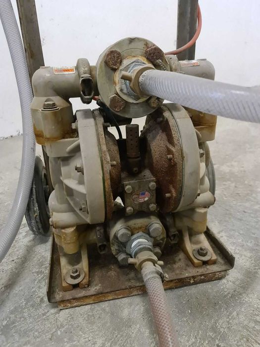 двойно-мембранна пневматична помпа ARO