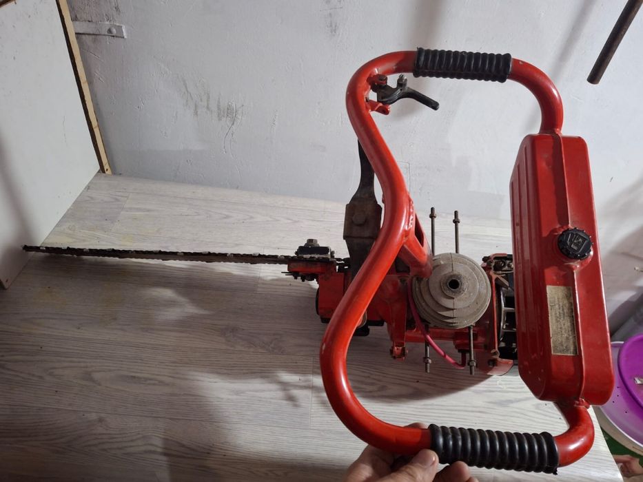 Нерабочяя бензопила