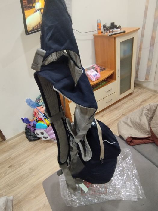 Здравейте, продавам чисто ново кенгуру от 0 до 36 месеца.