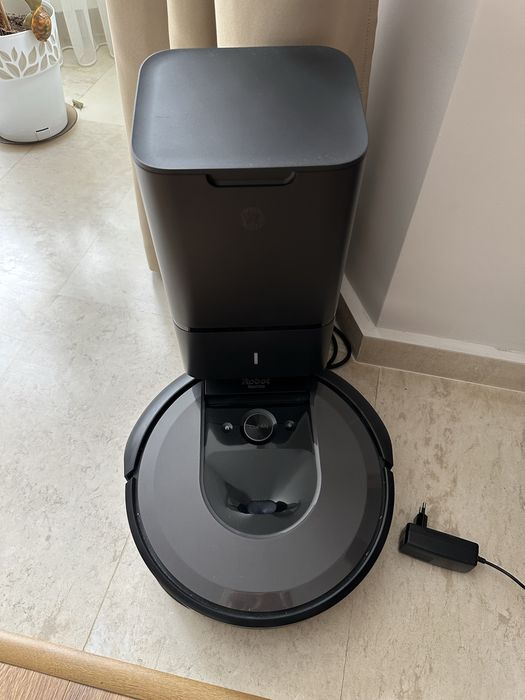 Прахосмукачка  iRobot Roomba i7+