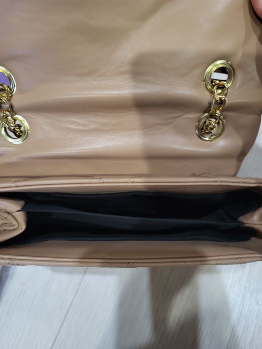 Продам сумки бу по 3000