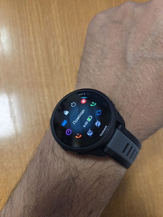 Часы Garmin forerunner 165