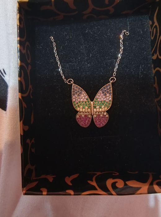 Сребърни колиета "пеперуда"