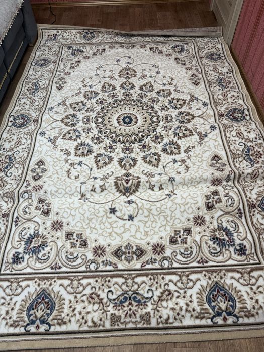 Продам новый ковер