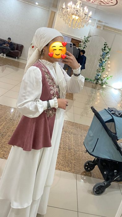 Кажекей и платье