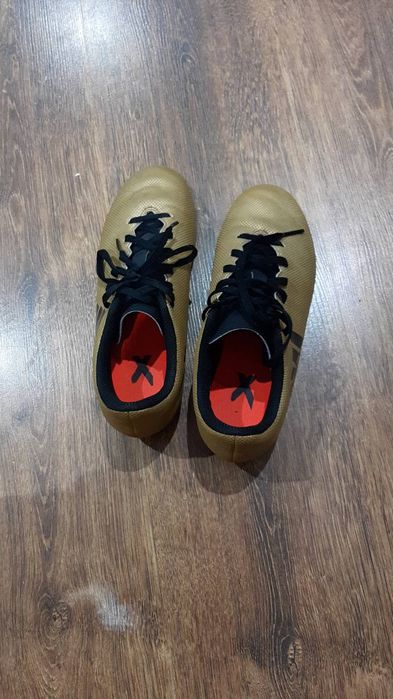 Продавам стоножки Адидас номер 37,5 цена 30лв