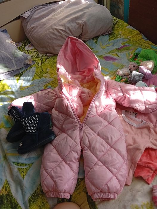 Отдам пакет вещей на девочку