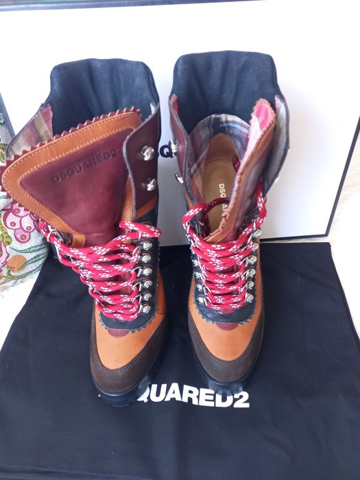 Дамски боти DSQUARED2