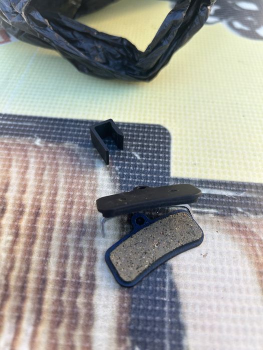 Останали части за downhill колело