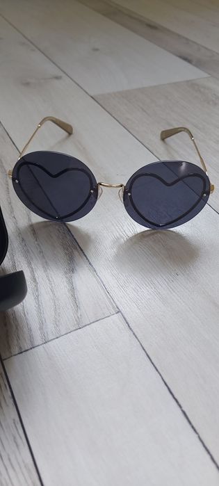 Страхотни маркови очила