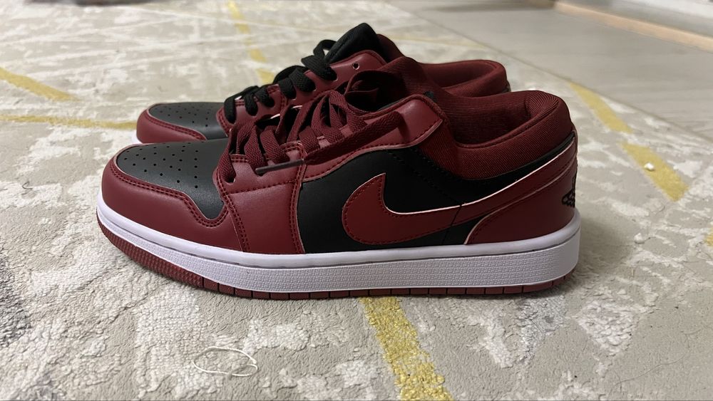 Продам Air jordan nike dunk