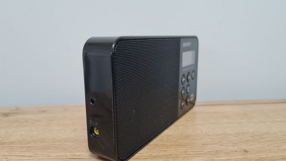 Цифрово радио Sony XDR-S40DBP