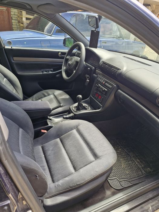 Продавам Audi a4 b5