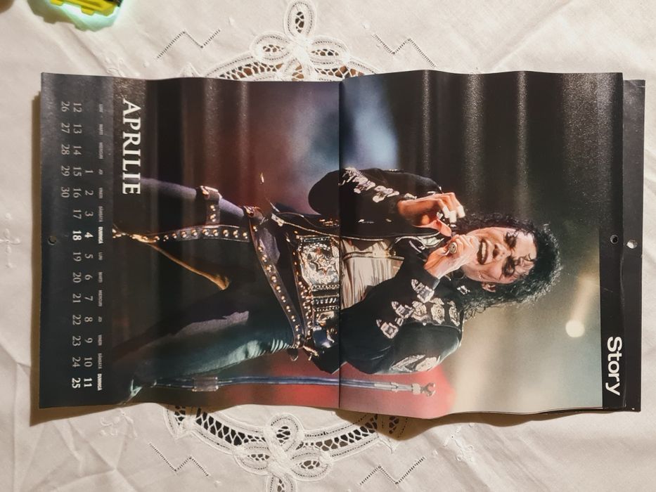 Calendar Michael Jackson 2010 , 12 postere , nou